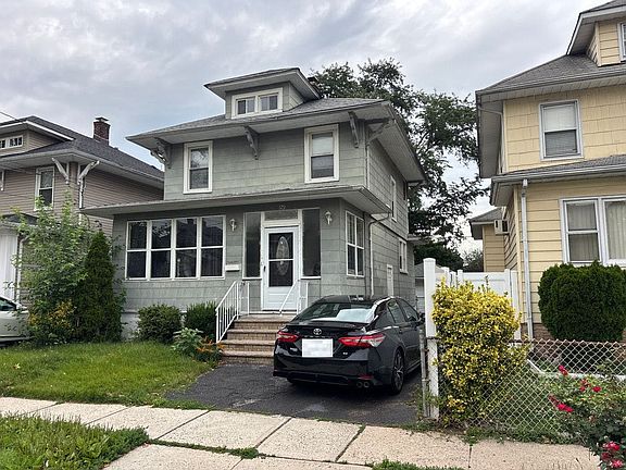 2nd image of 129 Coe Ave