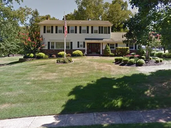 49 Rolling Knolls Drive, Middletown, NJ 07748