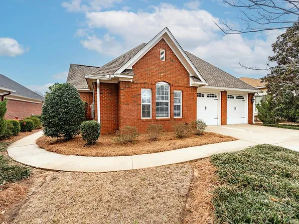 245 Stonegate Ln, Albany, GA 31721