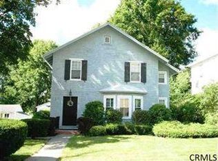 7 Rosa Rd, Schenectady, NY 12308