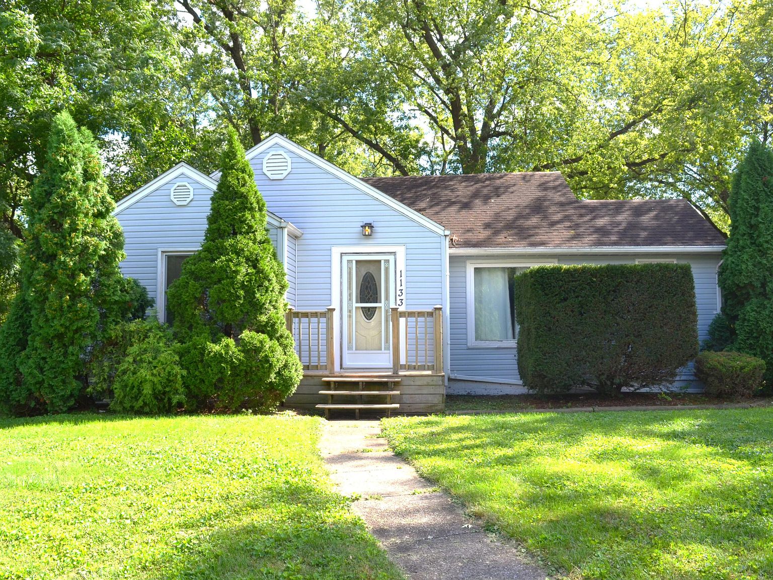 1133 W 61st Ave, Merrillville, IN 46410 | Zillow