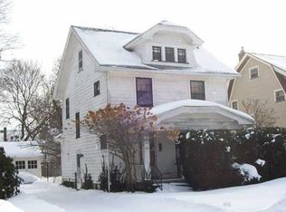 85 Hardison Rd, Rochester, NY 14617