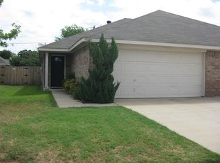 5631 Homestead Rd, Arlington, TX 76017