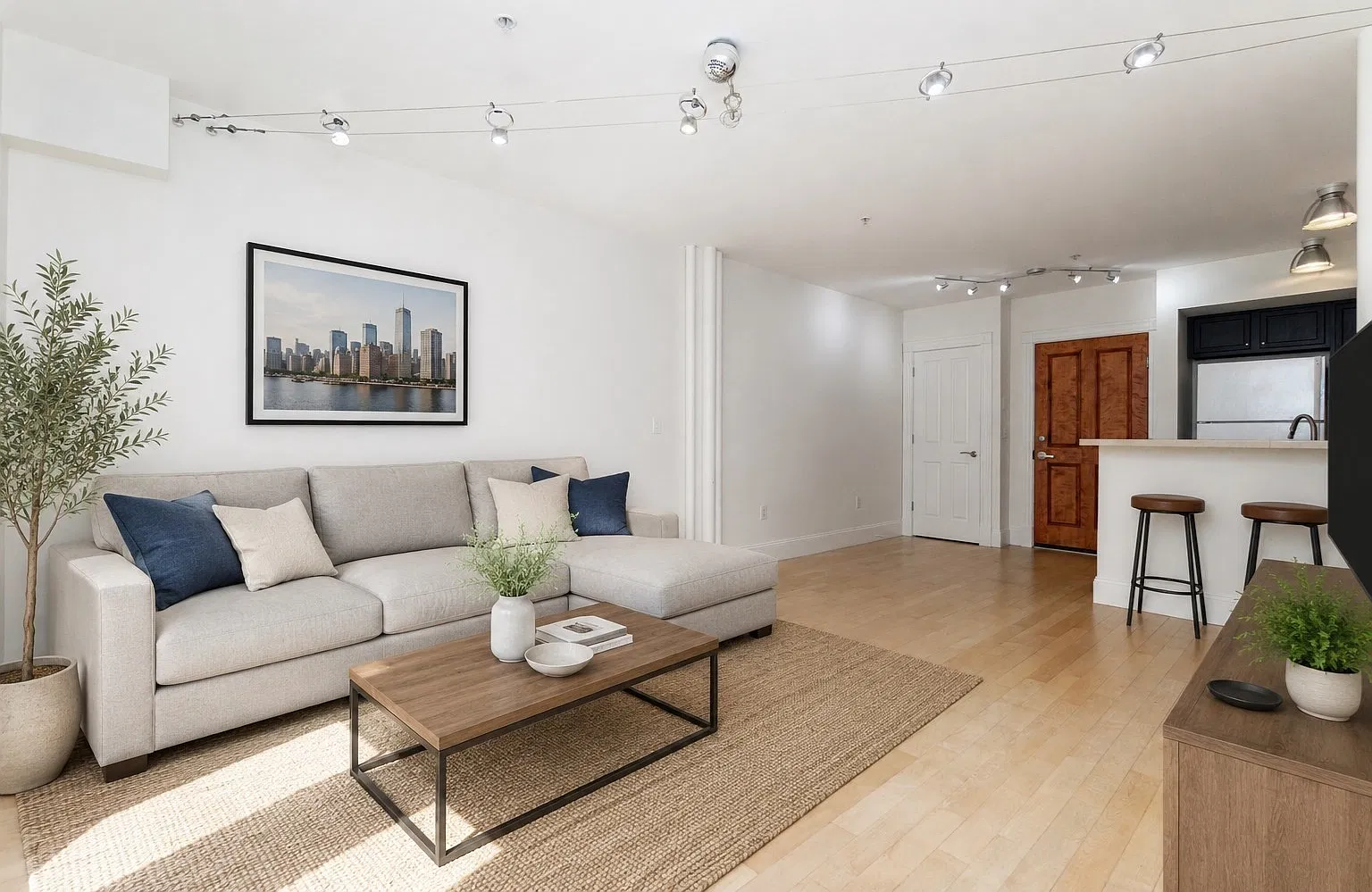 1 bed, 1.0 bath, 587 sqft, $2,575 — Photo 3