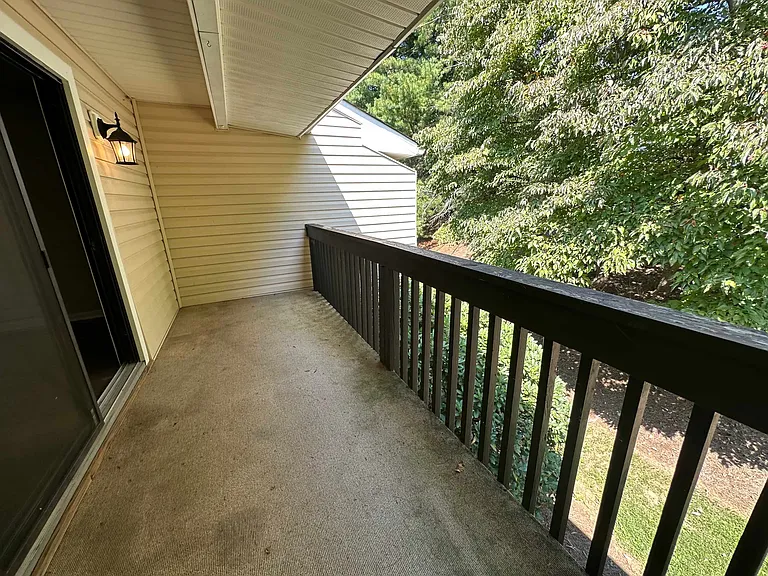 203 Driftwood Ln — Photo 18