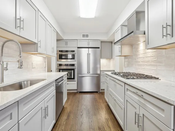 Embassy House Apartments, 2560 N Moreland Blvd #Fe6555889, Cleveland, OH 44120