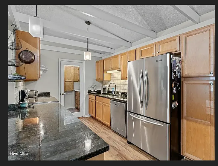 4813 Waltmoor Rd — Photo 1