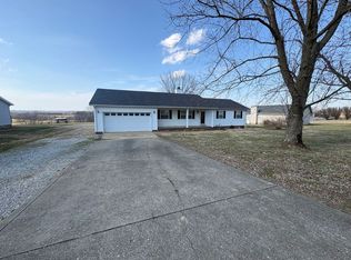 32 N Needmore Acres Rd, Glasgow, KY 42141