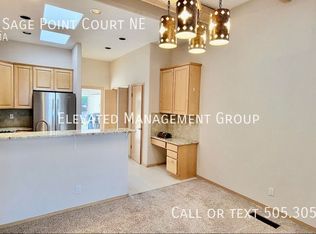 6411 Sage Point Ct NE, Albuquerque, NM 87111