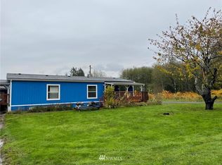 129 3rd St E, South Bend, WA 98586