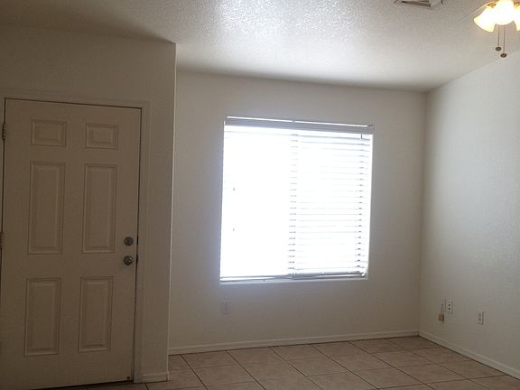3rd image of 3350 Kearsage Dr Unit D101
