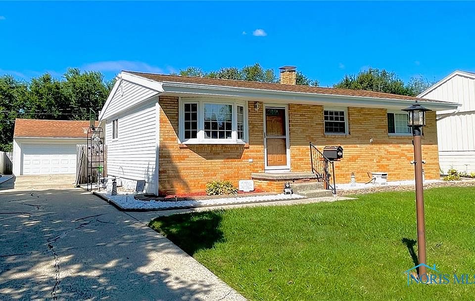 1st image of 2442 Maryland Pl