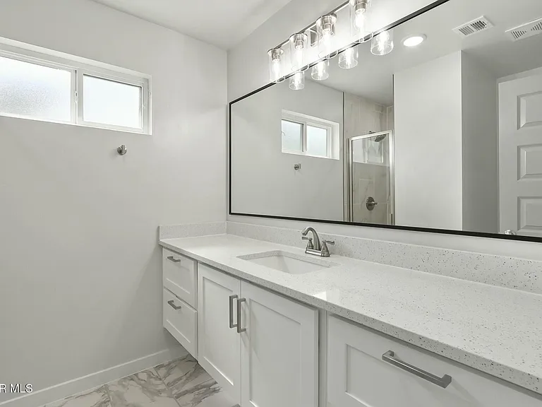 11496 Summer Dr #A — Photo 32
