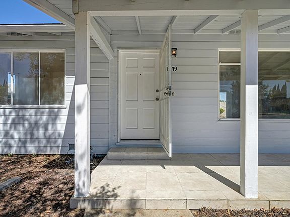 5th image of 3639 Whitney Ave