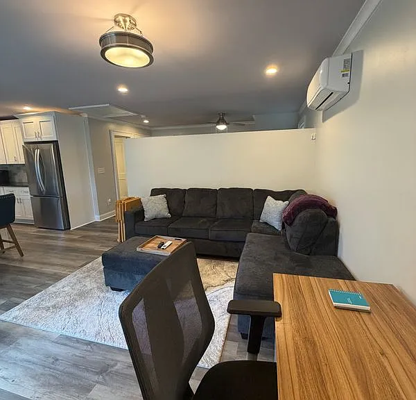317 Morgan Pl — Photo 5