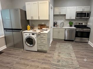 153 5th St #1, Cambridge, MA 02141
