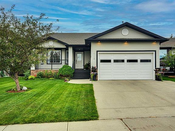 3rd image of 112 E Aspen Creek Cres