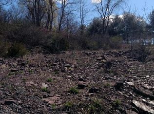 E Foothills Dr, Drums, PA 18222