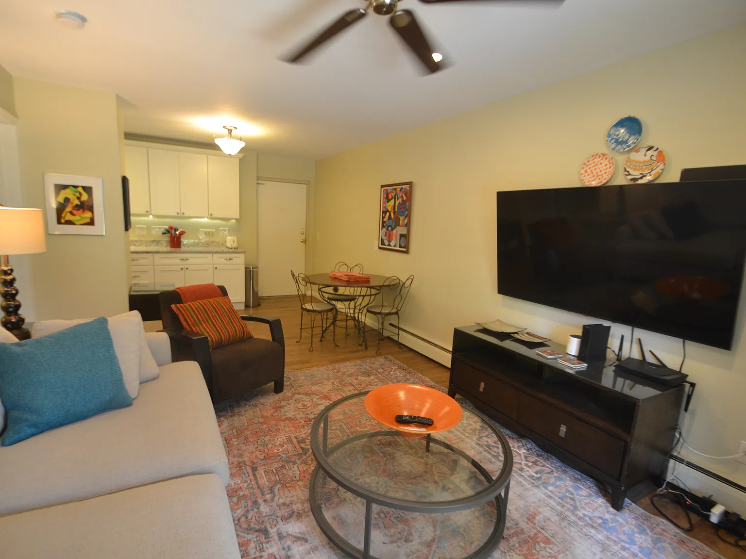 1 bed, 600 sqft, $1,295 — Photo 3