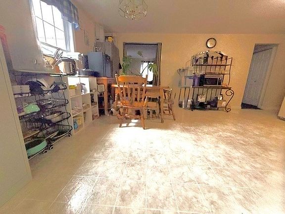 4th image of 459 County St Unit 459