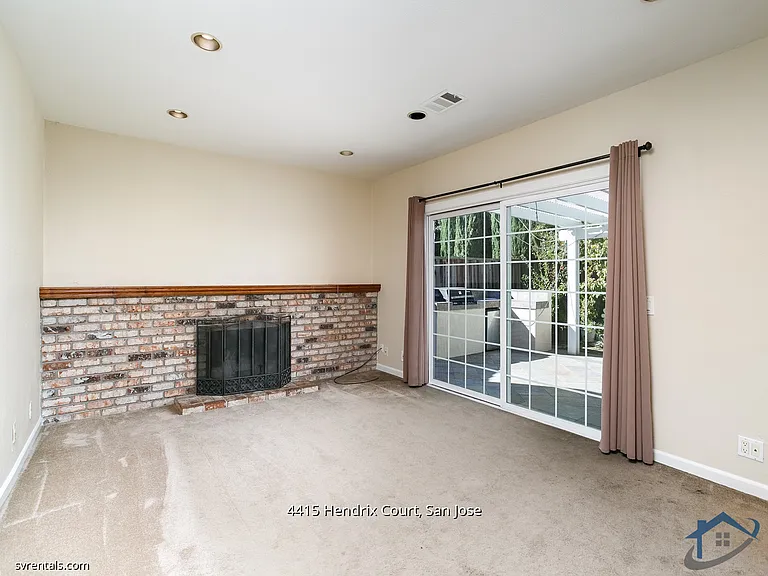4415 Hendrix Ct — Photo 10