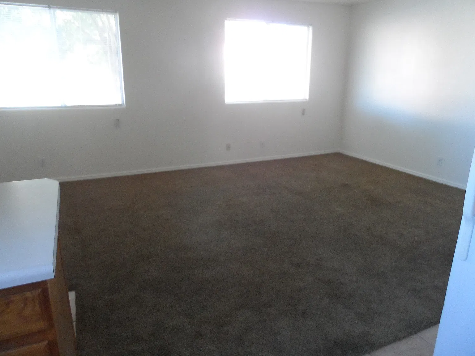 2 bed, $1,050 — Photo 4