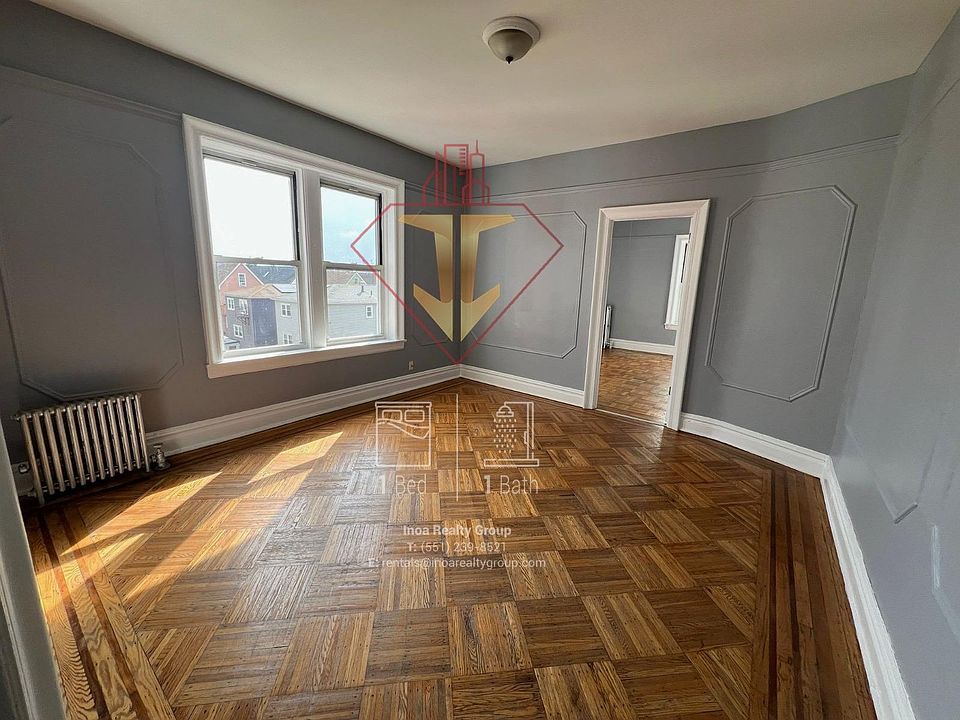 2nd image of 729-730 Avenue A12