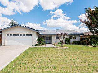 2004 Emerson St, Bakersfield, CA 93309