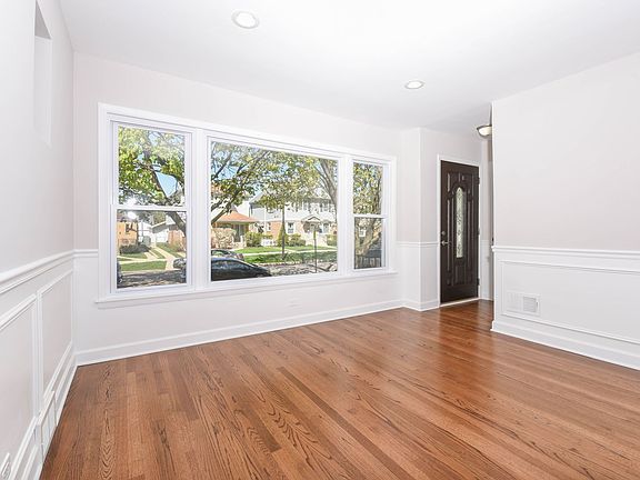 2nd image of 7447 N Osceola Ave