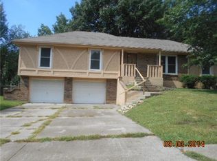 1605 SW 14th St, Blue Springs, MO 64015