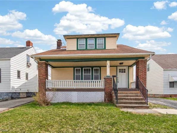 5177 Cato St, Maple Heights, OH 44137