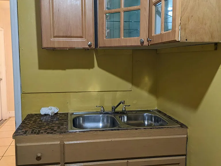 Kitchen Cabinet