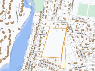 2 Lewis St, East Falmouth, MA 02536