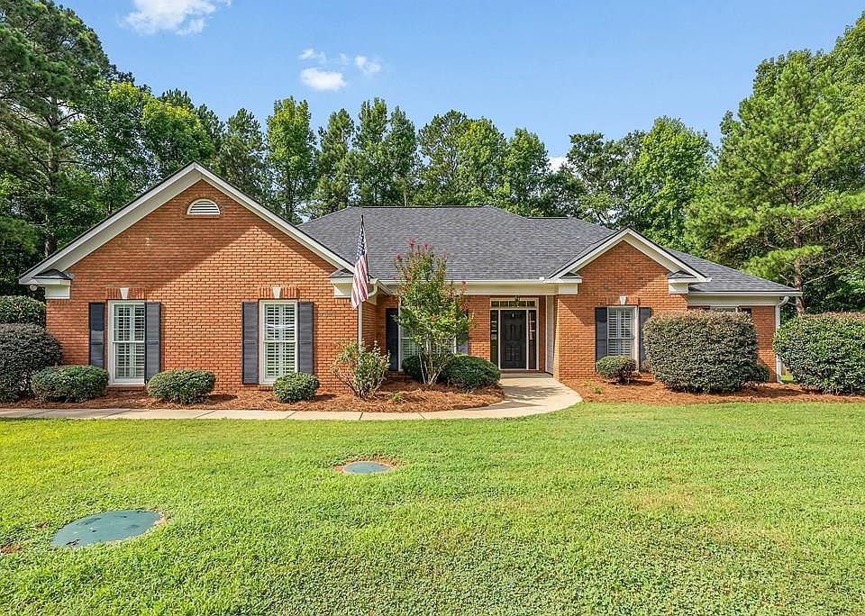 1st image of 99 Lantern Ln