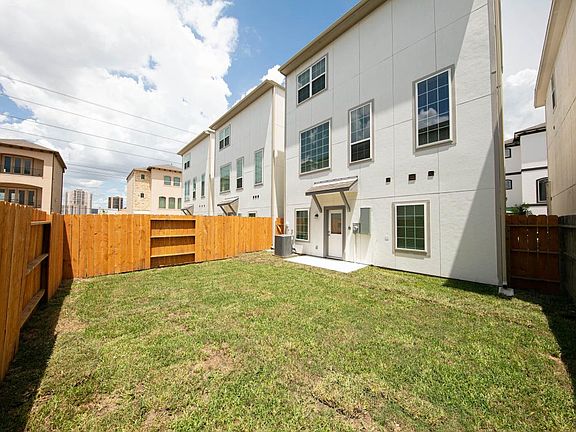 3rd image of 5610 Woodbrook Way #5606WW