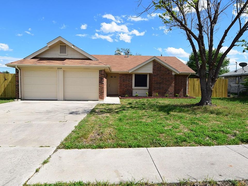 1st image of 3204 Edgewood Dr