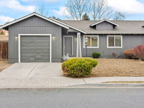 844 SE Kierra Pl, Madras, OR 97741