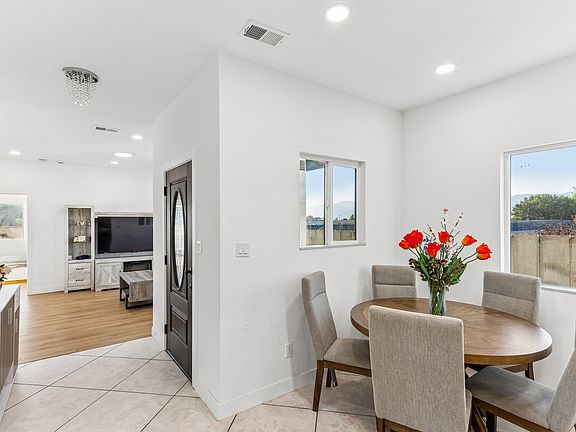 5th image of 509 S Barranca St #B