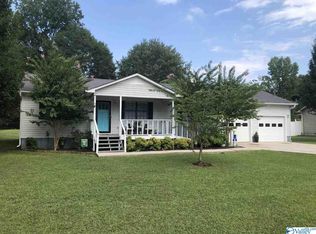 305 6th St NE, Arab, AL 35016