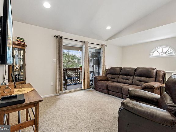 3rd image of 7876 Waverley Mill Ct