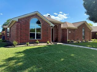 820 Heatherwood Dr, Wylie, TX 75098