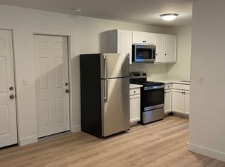 66 Samoset St FLOOR 1, Plymouth, MA 02360