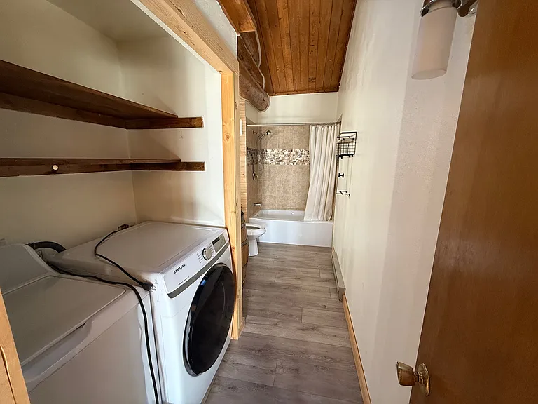 545 Coulee Dr — Photo 18