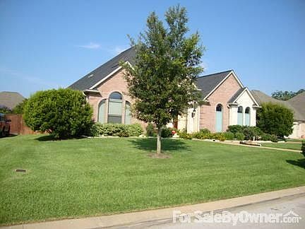 4th image of 5112 Congressional Dr
