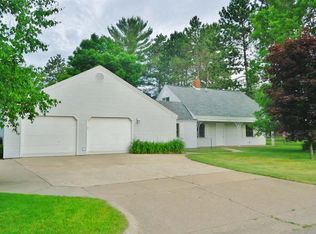 1161 King Rd #E, Tomahawk, WI 54487