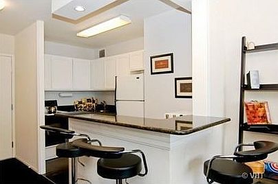 4th image of 777 N Michigan Ave APT 2507