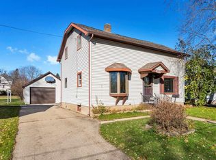 109 Fischer Ave, Beaver Dam, WI 53916