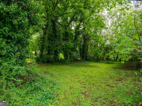 904 McBride St SE, Gainesville, GA 30501