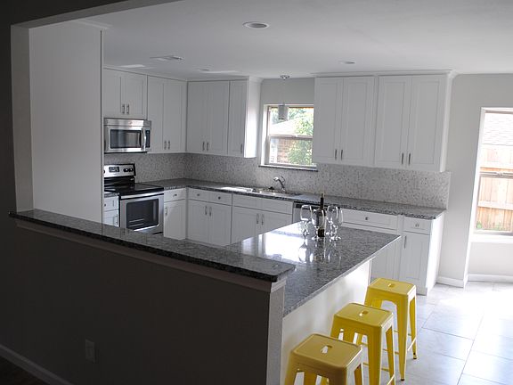 2nd image of 1220 Timber Valley Dr