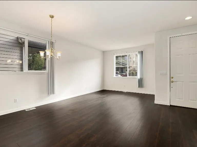 17853 110th Pl SE — Photo 8